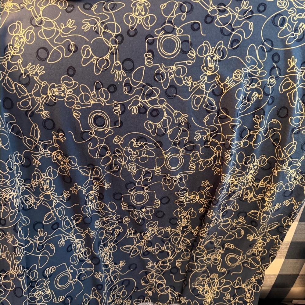LuLaRoe Short Sleeve Tee - Blue with White Line Art